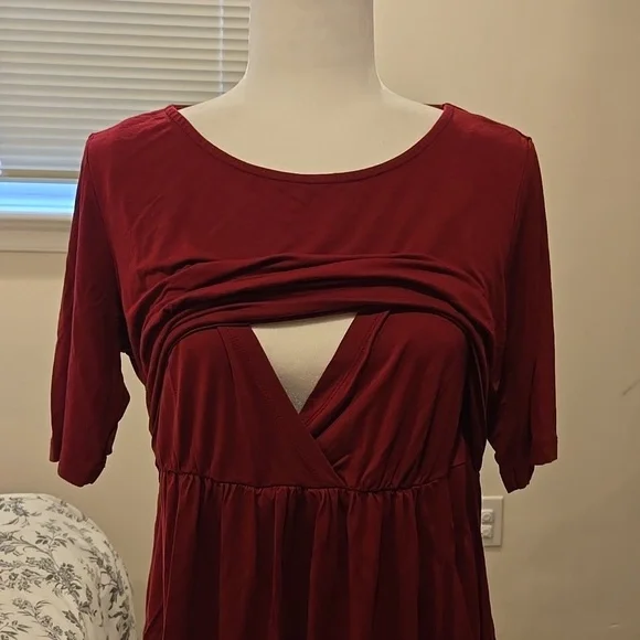 Seraphine Maternity/Nursing Top - Picture 4 of 6